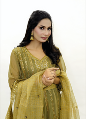 Royal Elegance Attire