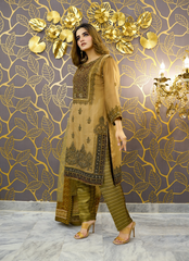Gilded skin Elegance