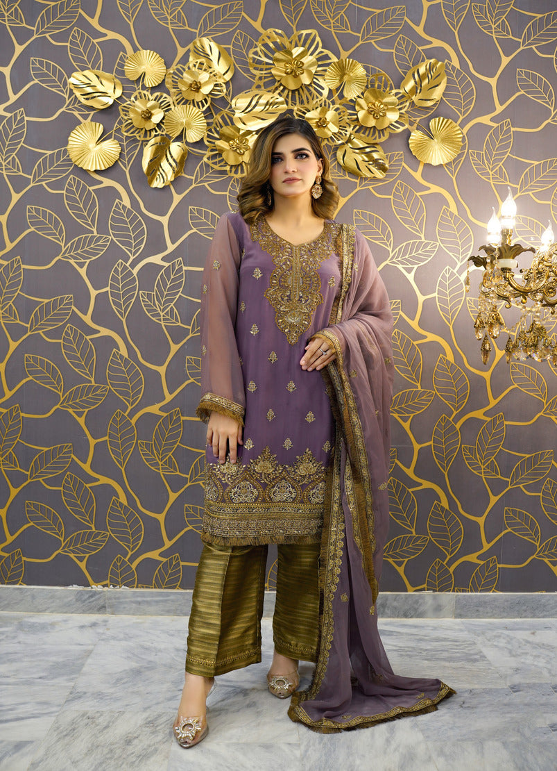 Chic purple Attire