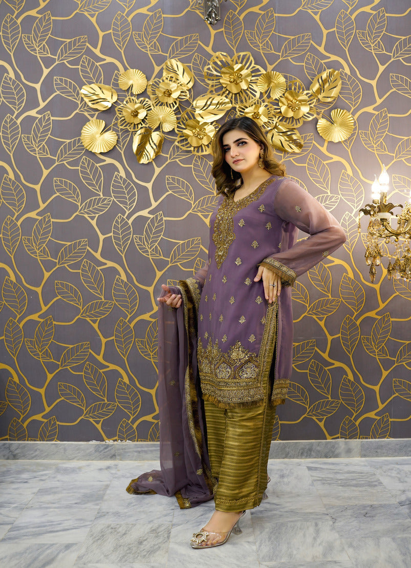 Chic purple Attire