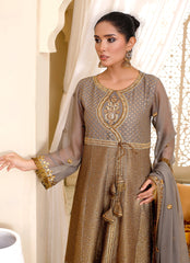 Regal Mirror Elegance