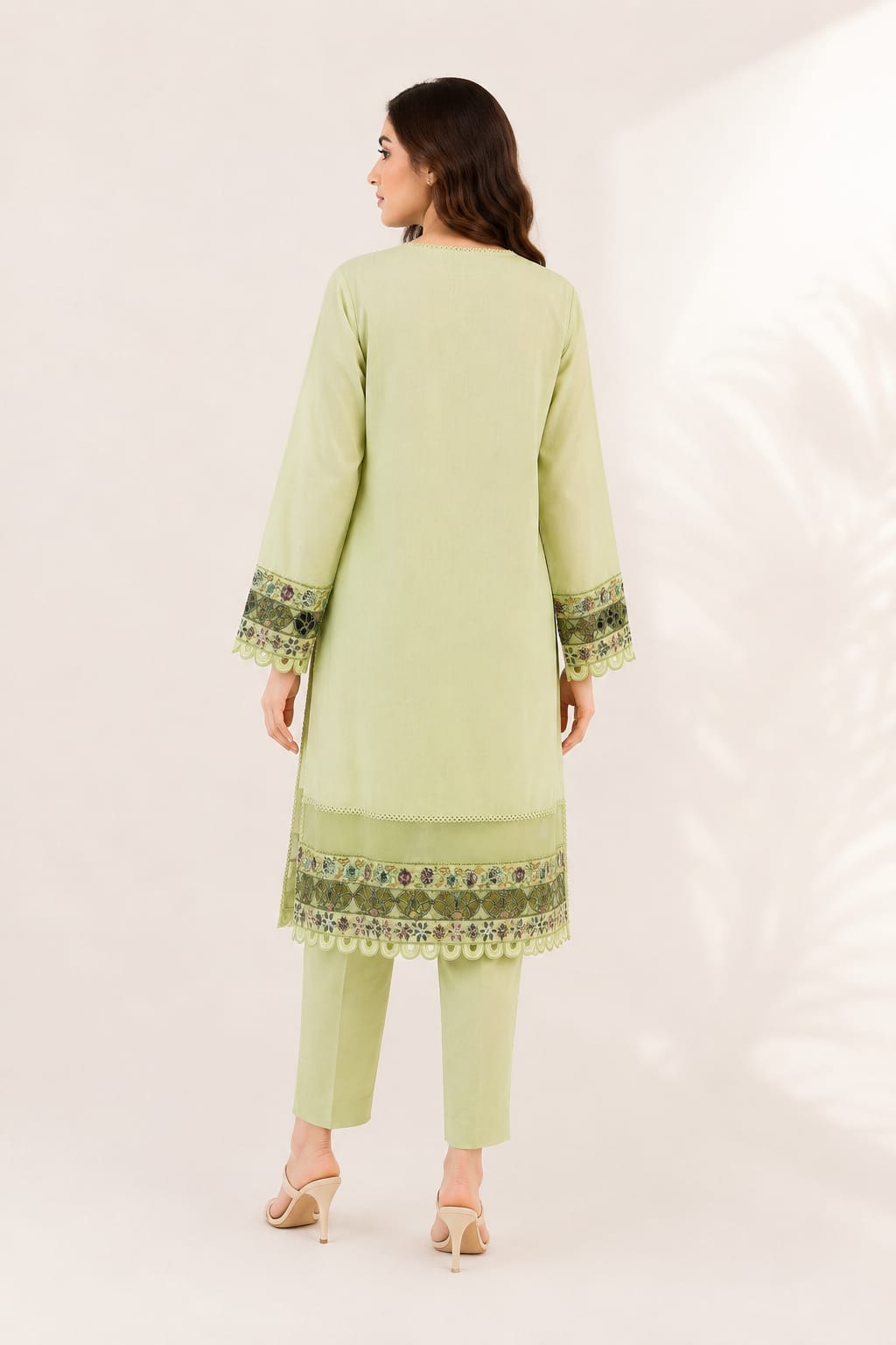 Inaya