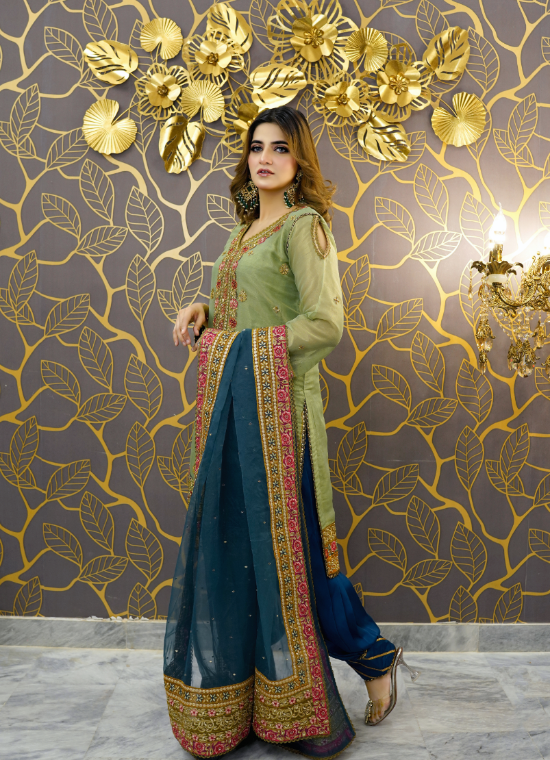 elegance grac Attire