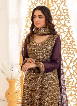 Alternative view of Chic Opulence