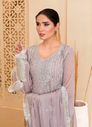 Alternative view of Graceful Grey