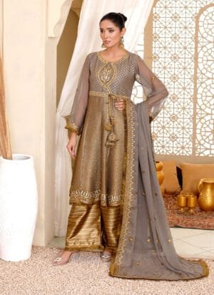 Regal Mirror Elegance