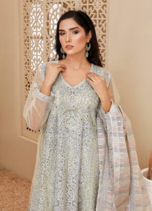 Alternative view of Opulent Aura