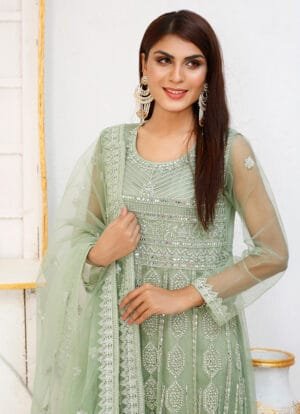 Alternative view of Minty Grandeur