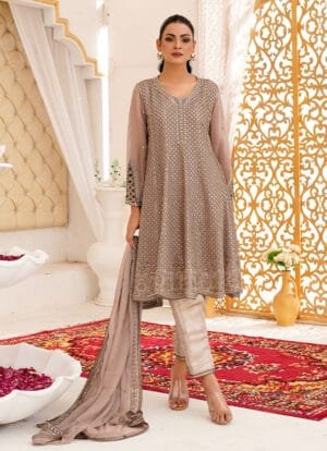 Alternative view of Luxe Elegance