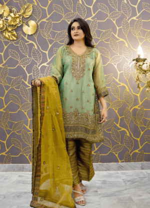 Alternative view of Grace elegance attire