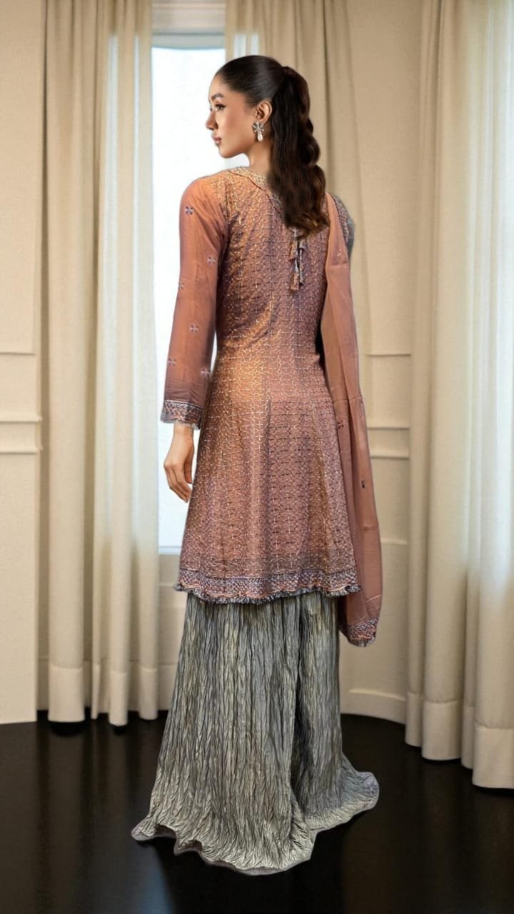 Tea pink Regal Elegance - Image 4