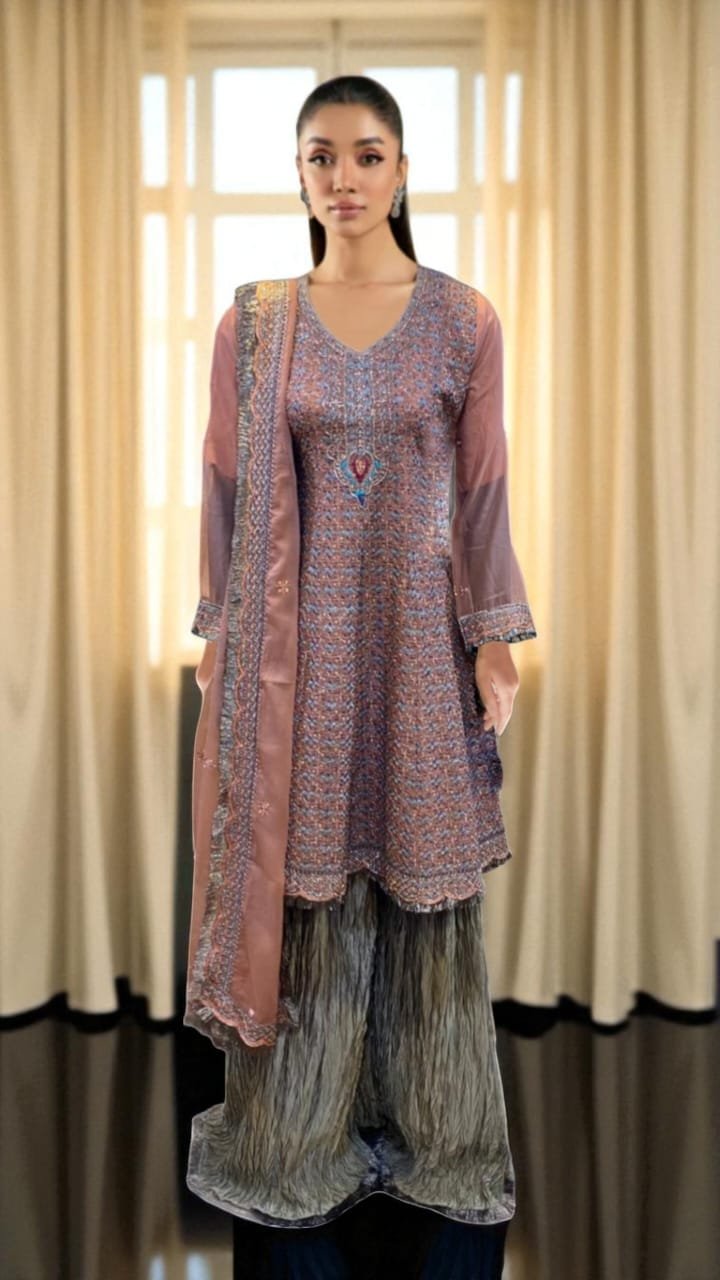 Tea pink Regal Elegance